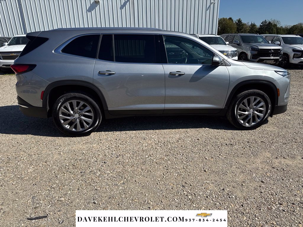 Used 2026 Buick Enclave Preferred w/ Power Package FWD image 8