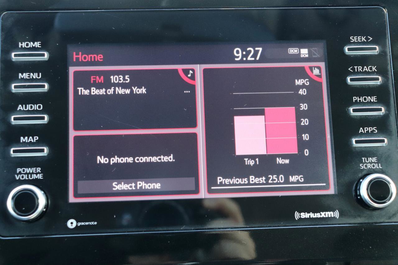 Used 2024 Toyota Camry SE image 29