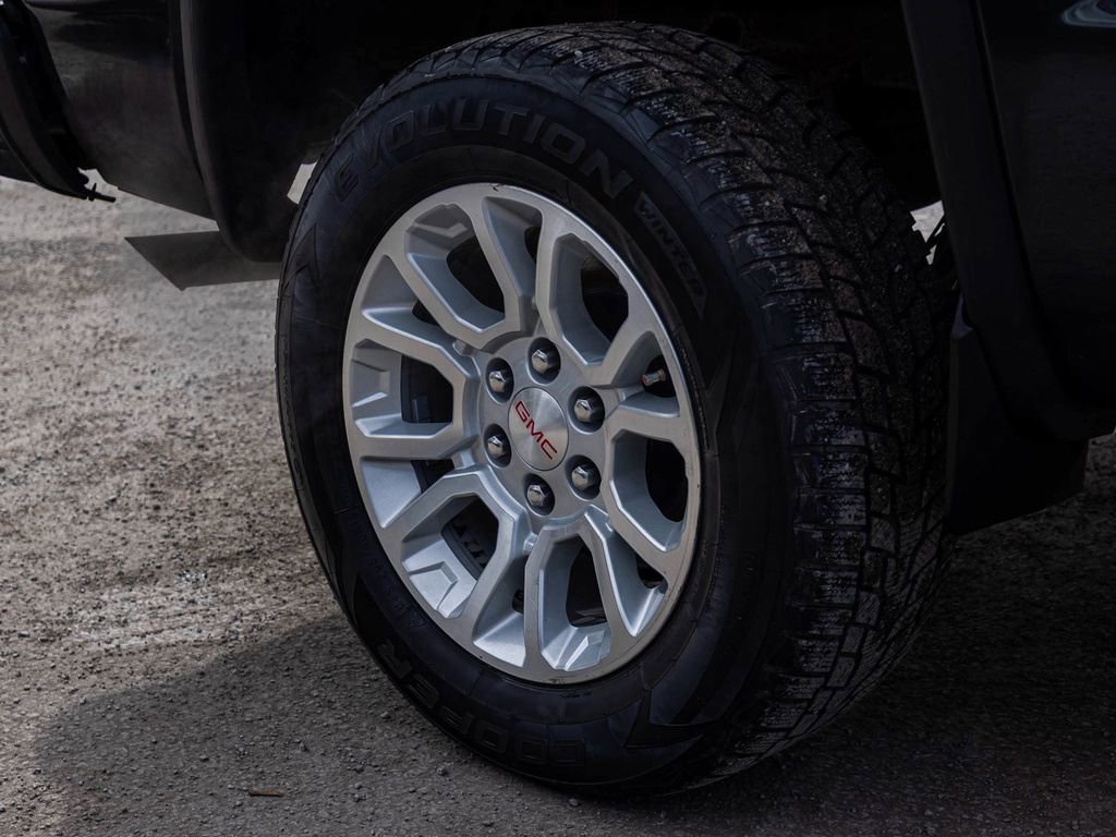 Used 2019 GMC Sierra 1500 SLE w/ SLE Value Package image 10