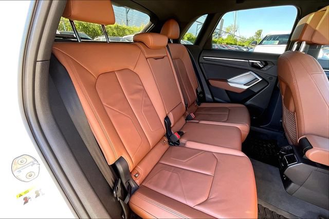 Certified 2023 Audi Q3 2.0T Premium Plus w/ Premium Plus Package AWD/4WD image 27