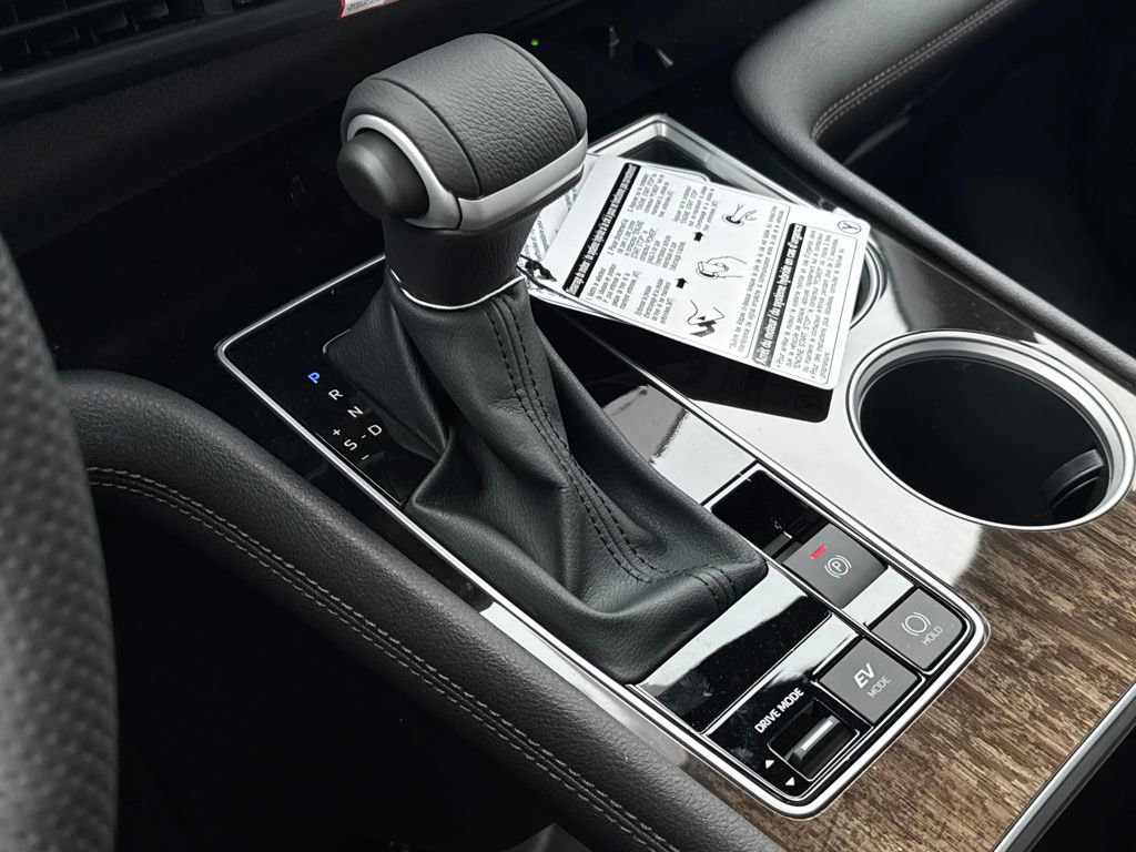 New 2026 Toyota Sienna Platinum image 27