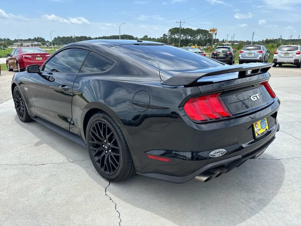 Used 2019 Ford Mustang GT Premium w/ GT Performance Package RWD image 6