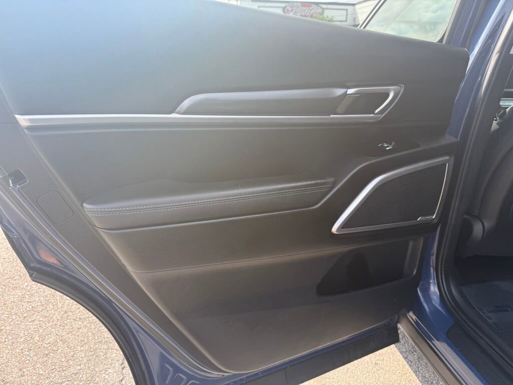 Used 2024 Kia Telluride S w/ S Sunroof Package image 26