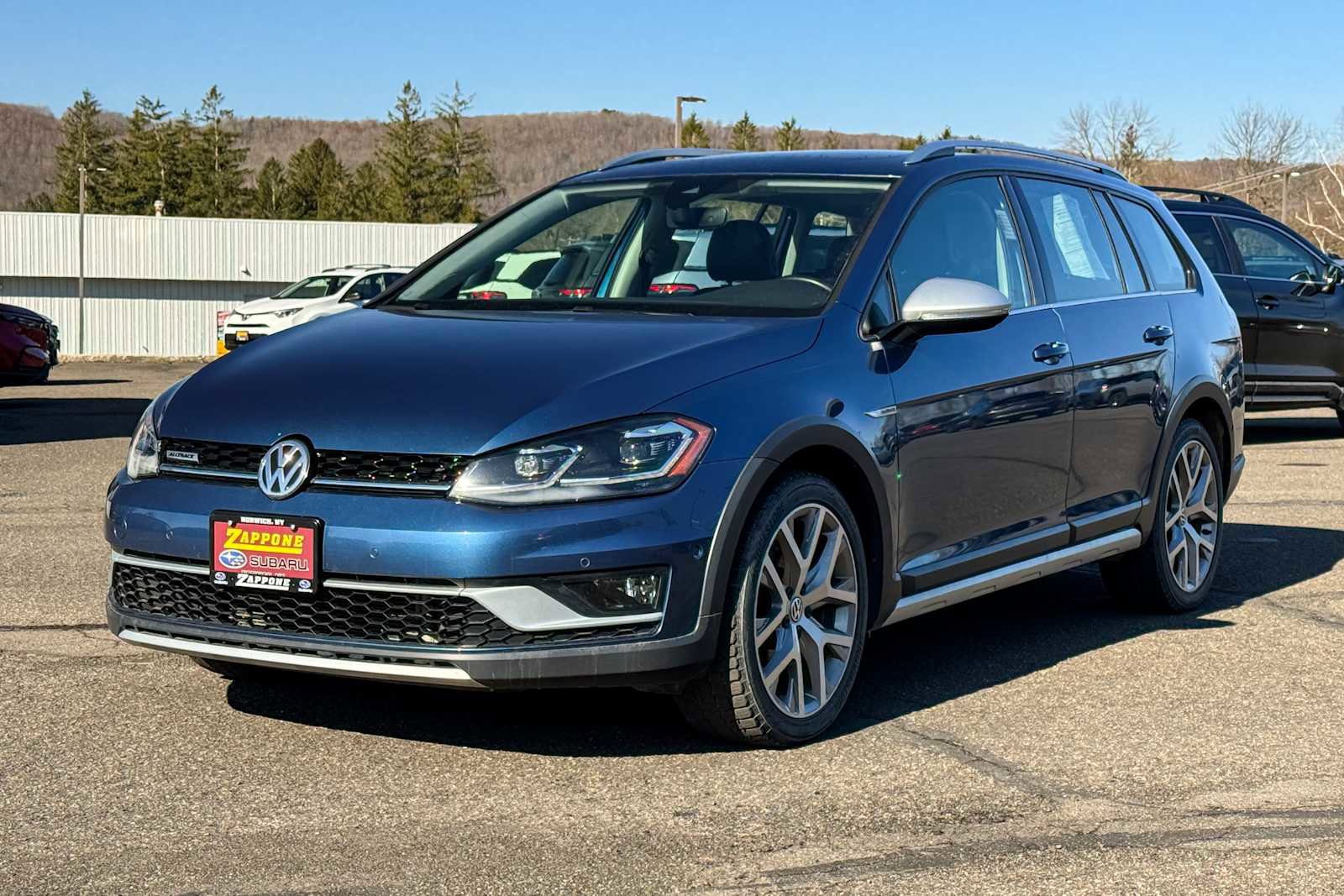 Used 2019 Volkswagen Golf Alltrack SE image 7