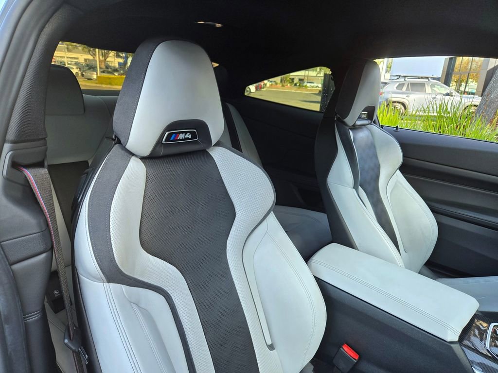Used 2023 BMW M4 Competition w/ Executive Package image 39