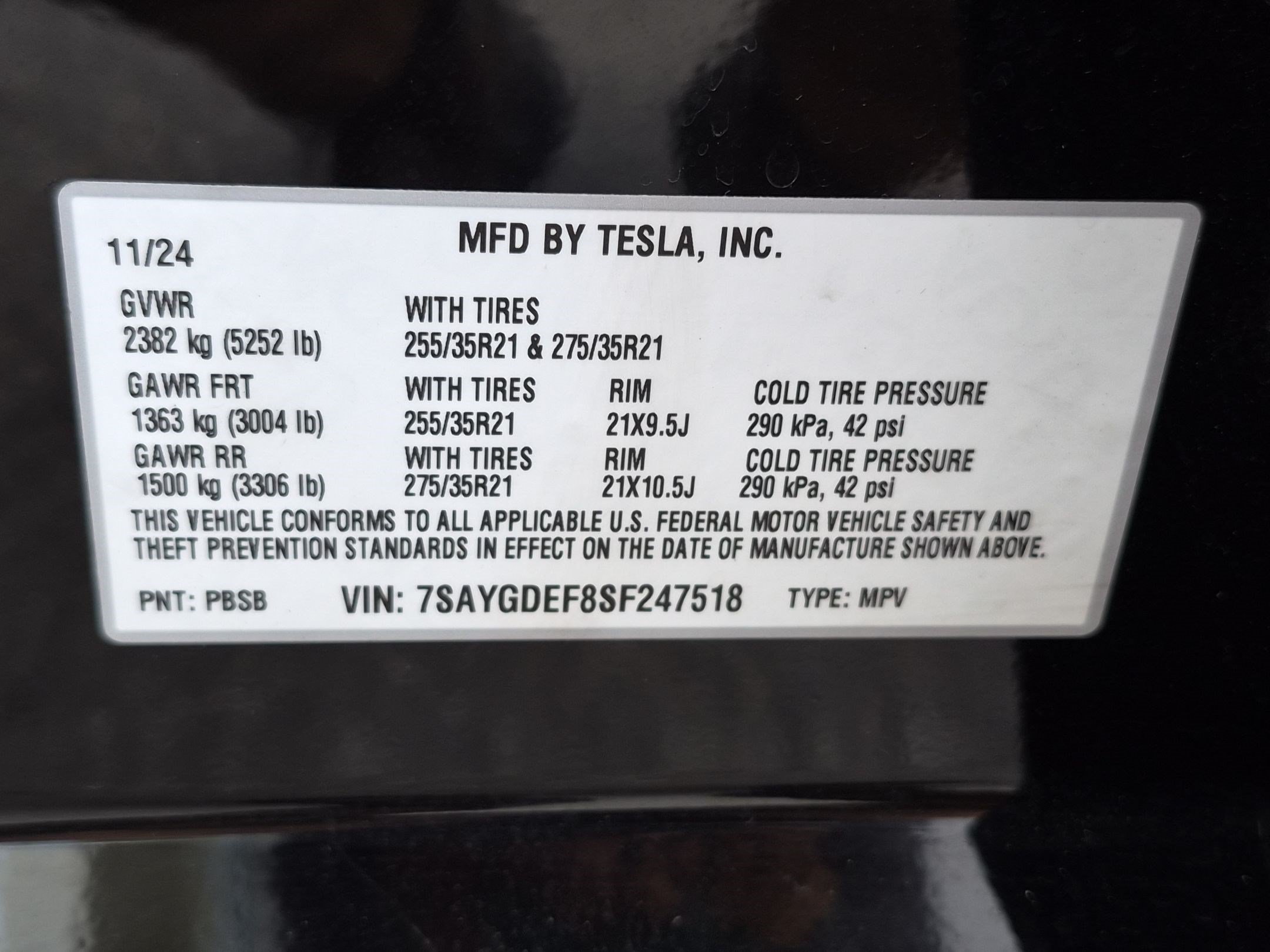 Used 2025 Tesla Model Y Performance AWD/4WD image 36