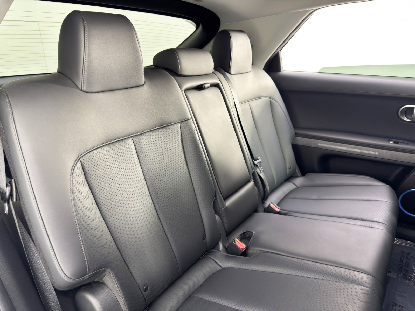 Used 2022 Hyundai Ioniq 5 SEL w/ Cargo Package image 38