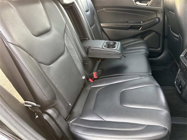 Used 2020 Ford Edge Titanium w/ Equipment Group 301A image 12
