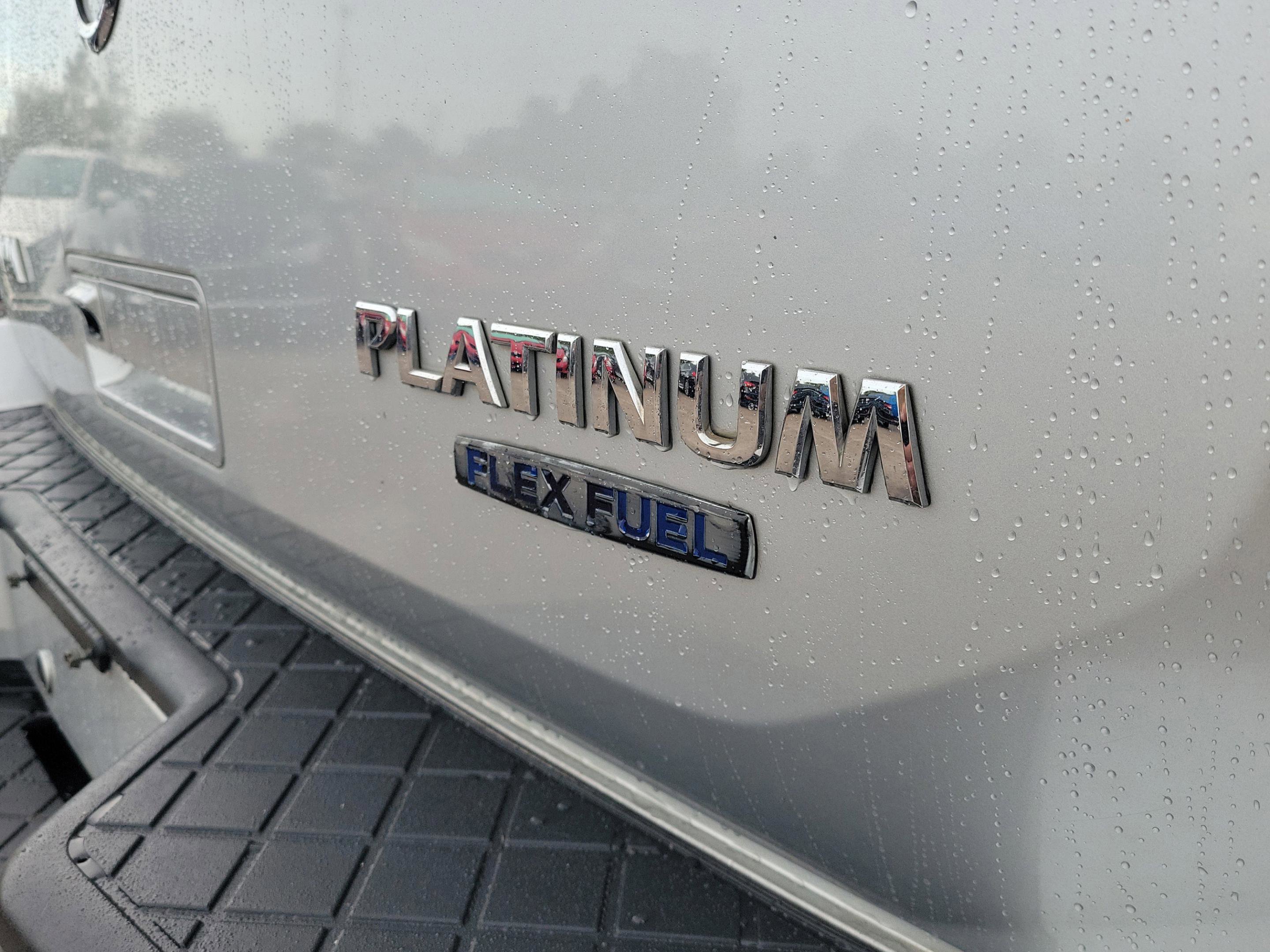 Used 2012 Nissan Armada Platinum image 33