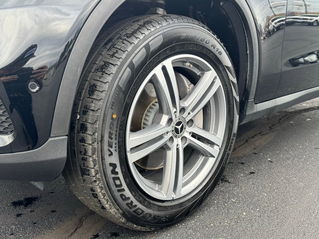 Used 2022 Mercedes-Benz GLC 300 4MATIC w/ Premium Package Lite image 30