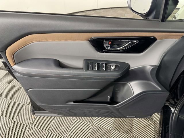 Certified 2025 Subaru Forester Sport AWD/4WD image 17