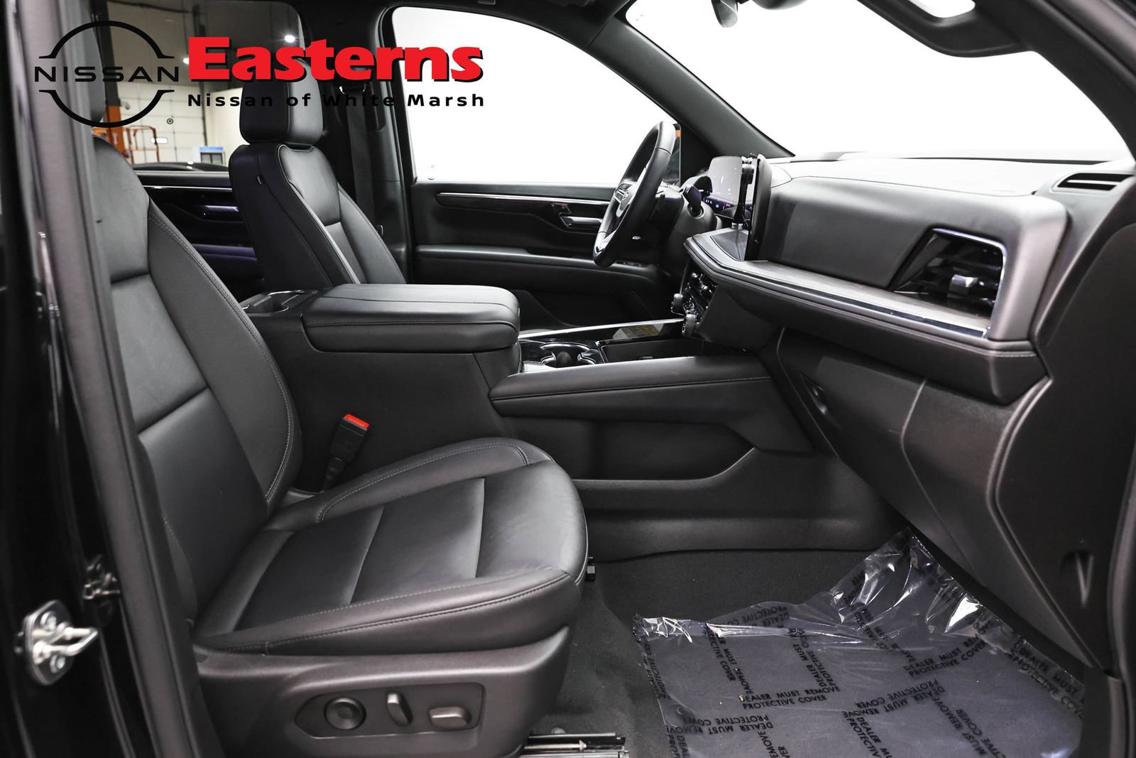 Used 2025 Chevrolet Suburban Z71 AWD/4WD image 25
