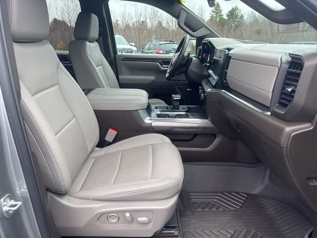 Used 2025 Chevrolet Silverado 1500 LTZ image 43
