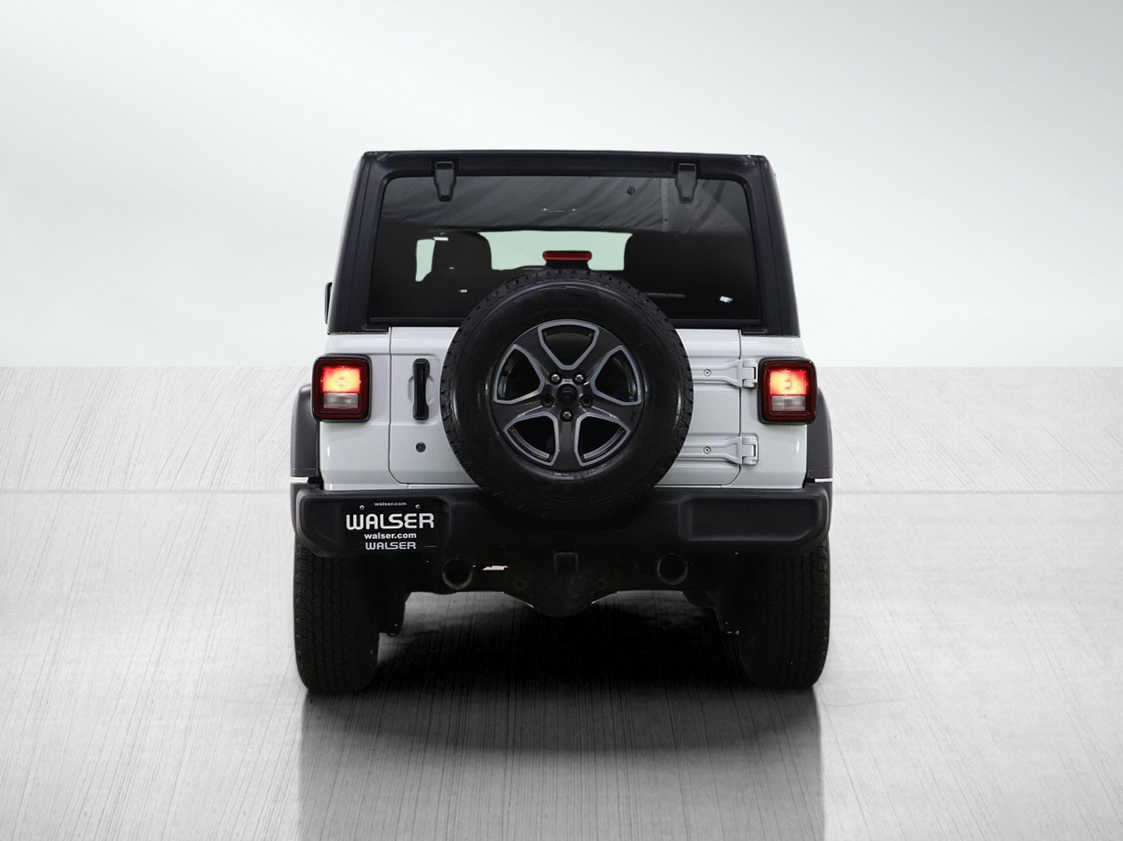 Used 2020 Jeep Wrangler Sport image 4