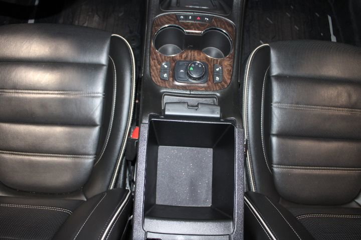 Used 2021 GMC Acadia Denali w/ Denali Technology Package AWD/4WD image 33