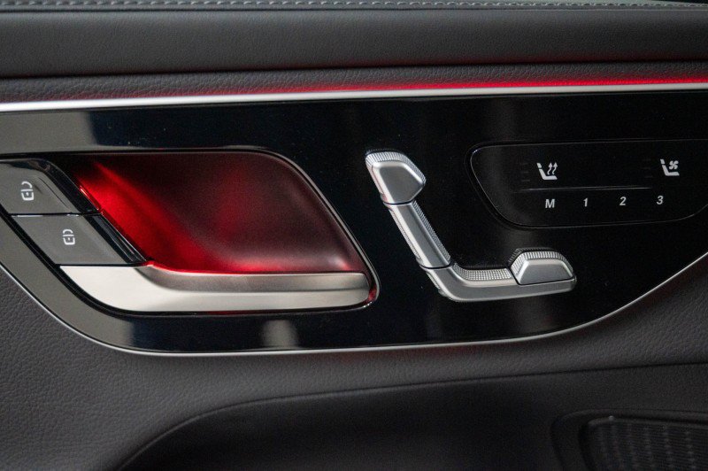 Certified 2026 Mercedes-Benz GLC 43 AMG 4MATIC image 18