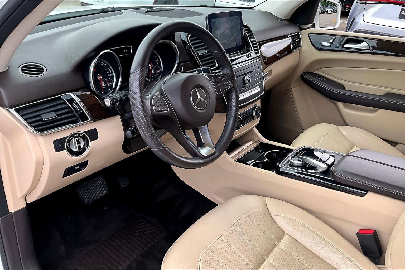 Used 2017 Mercedes-Benz GLE 350 image 18