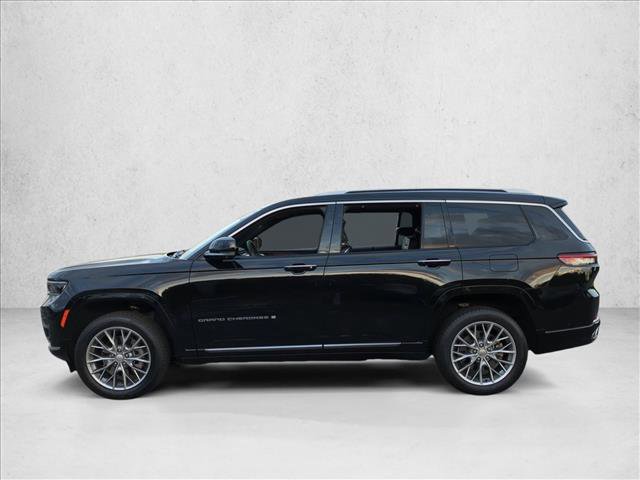 Used 2022 Jeep Grand Cherokee L Summit w/ Luxury Tech Group V AWD/4WD image 9