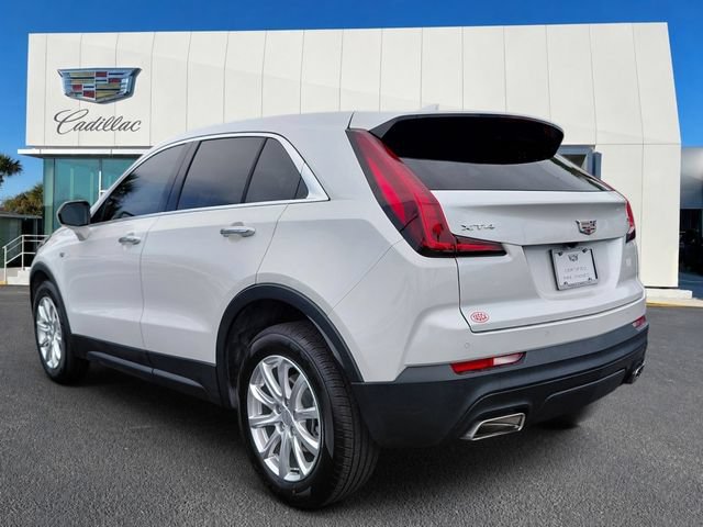 Certified 2023 Cadillac XT4 Luxury FWD image 6
