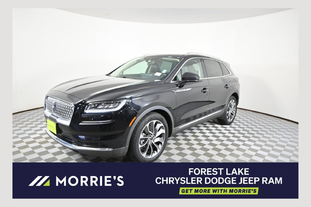 Used 2023 Lincoln Nautilus Reserve AWD/4WD image 1