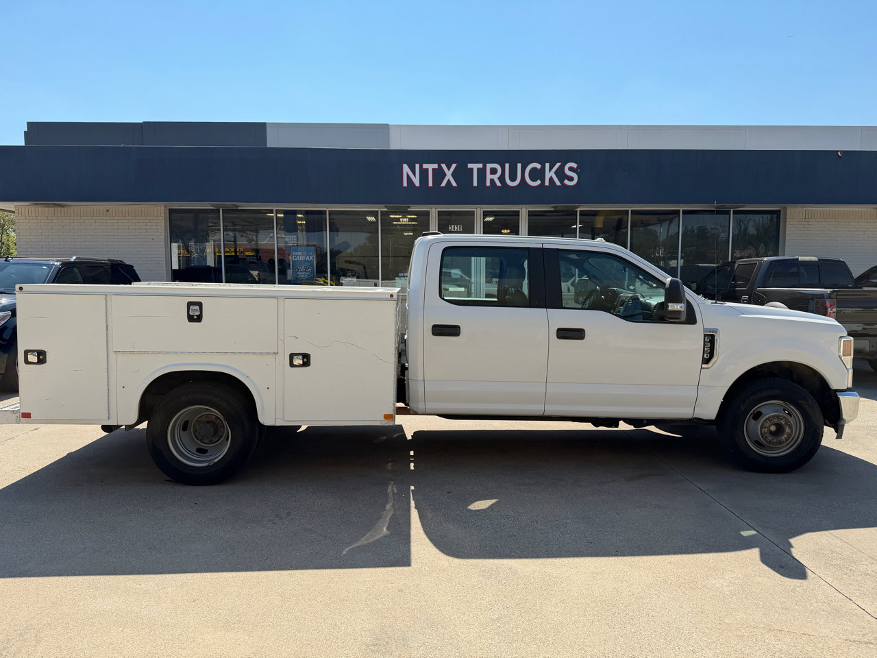 Used 2020 Ford F350 XL w/ Power Equipment Group image 6