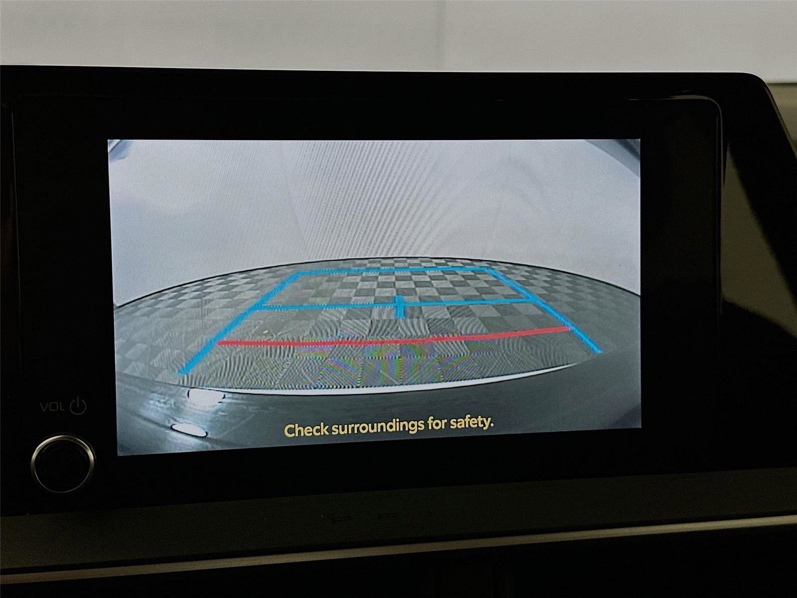 Used 2023 Toyota Prius XLE image 15