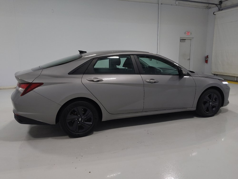 Used 2023 Hyundai Elantra SEL FWD image 10