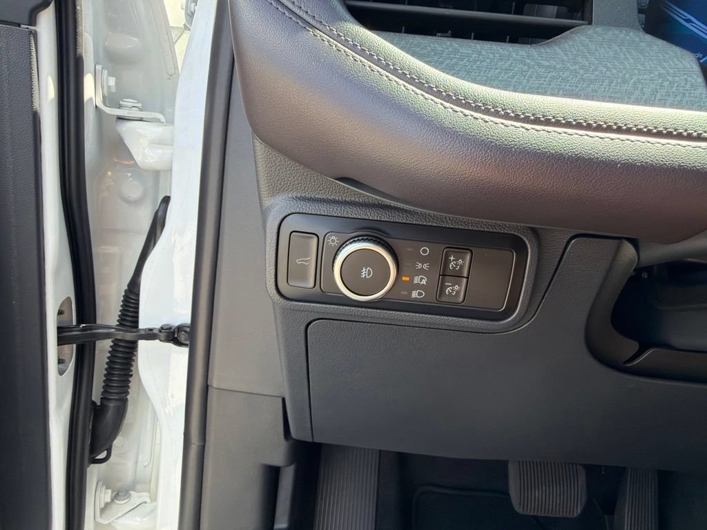 Used 2025 Ford Explorer Platinum RWD image 25