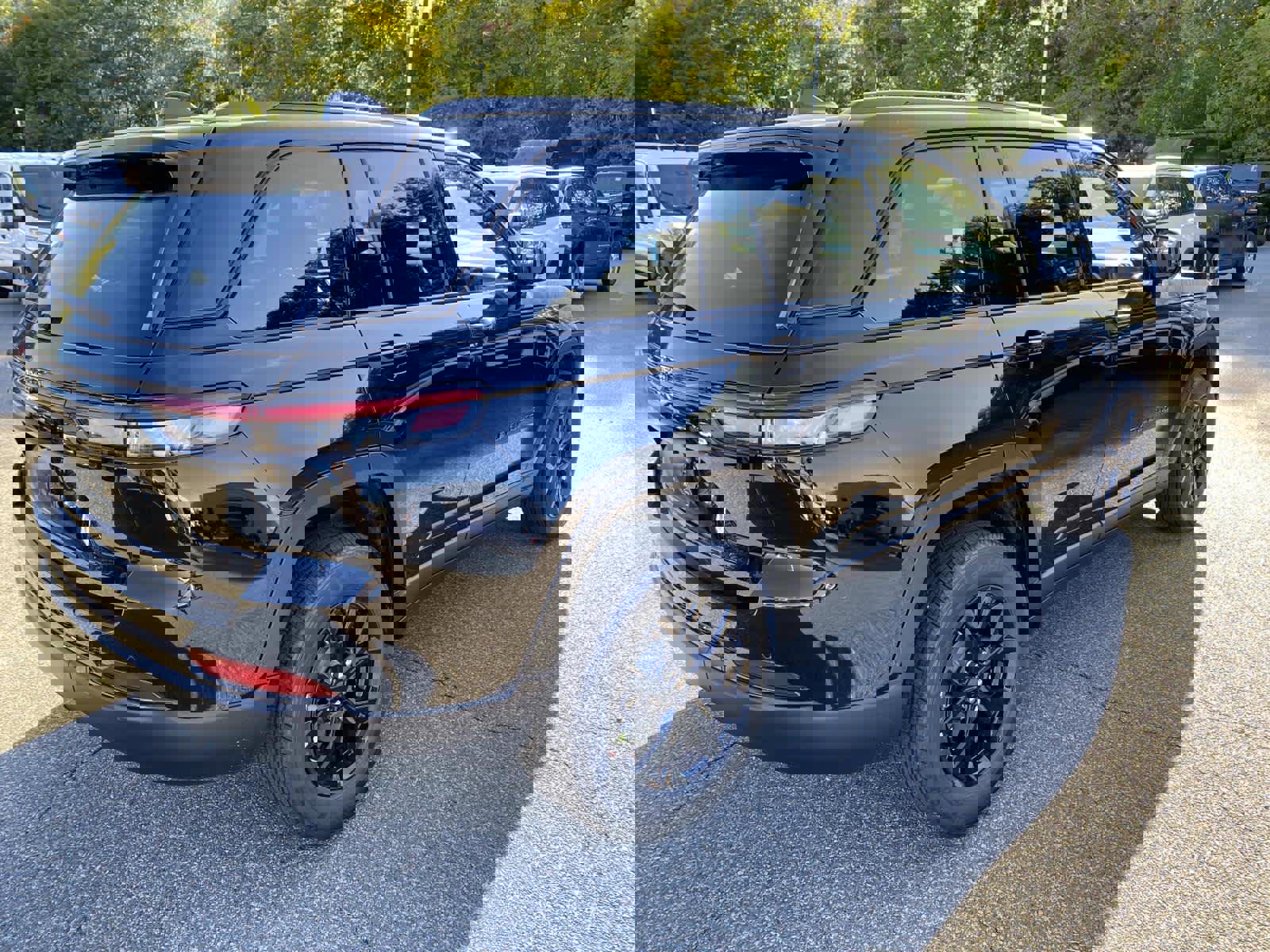 New 2025 Jeep Grand Cherokee Laredo image 3