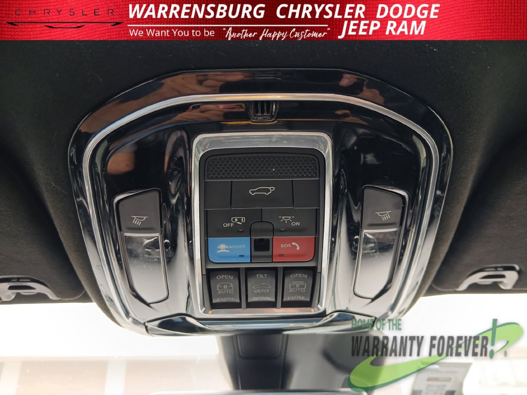 Used 2024 Jeep Grand Wagoneer L Series II w/ Quick Order Packagew 28T AWD/4WD image 30