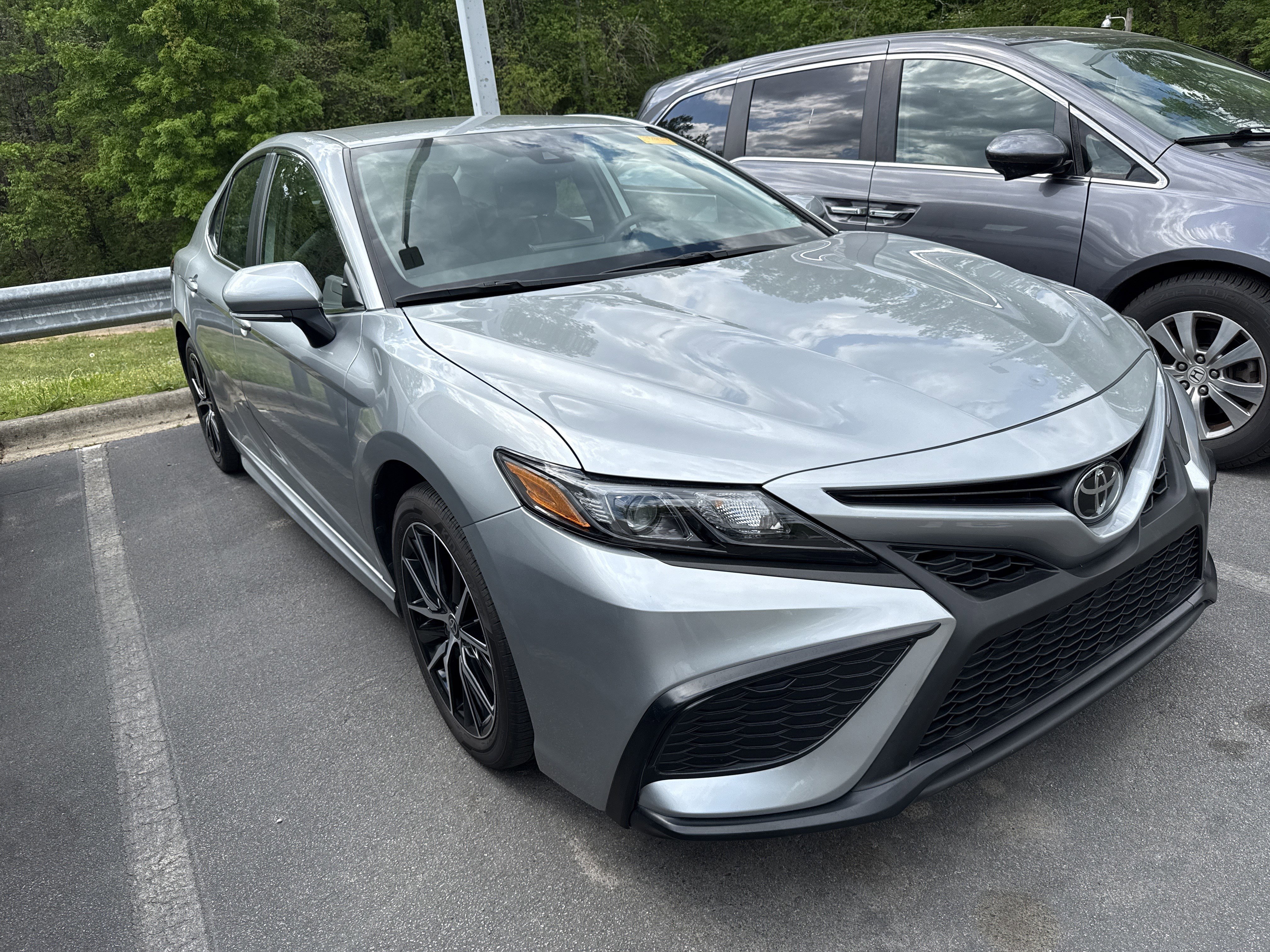 Used 2023 Toyota Camry SE w/ Convenience Package image 36