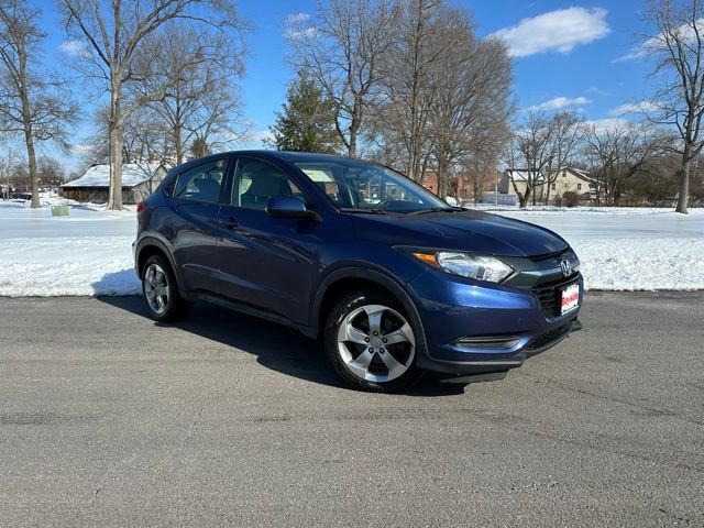 Used 2017 Honda HR-V LX image 2