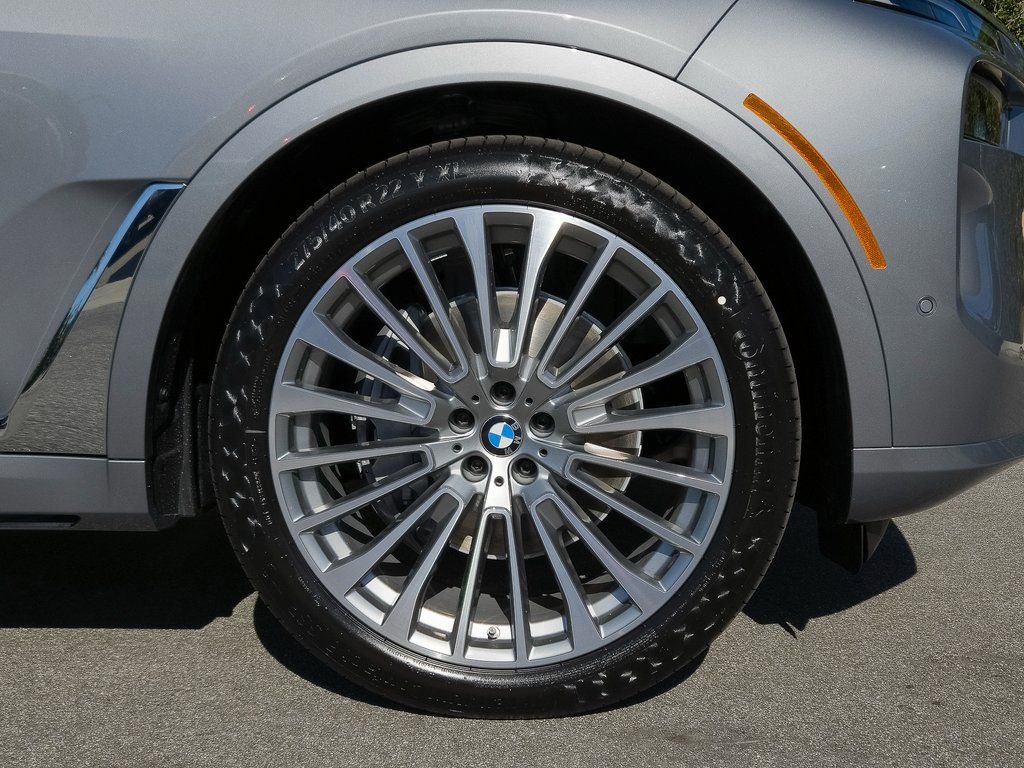 New 2026 BMW X7 xDrive40i w/ Executive Package image 9