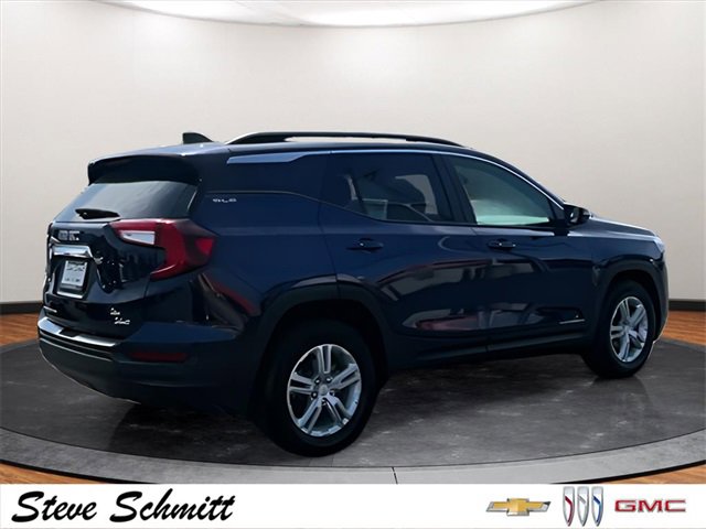 Certified 2023 GMC Terrain SLE w/ Driver Convenience Package image 9