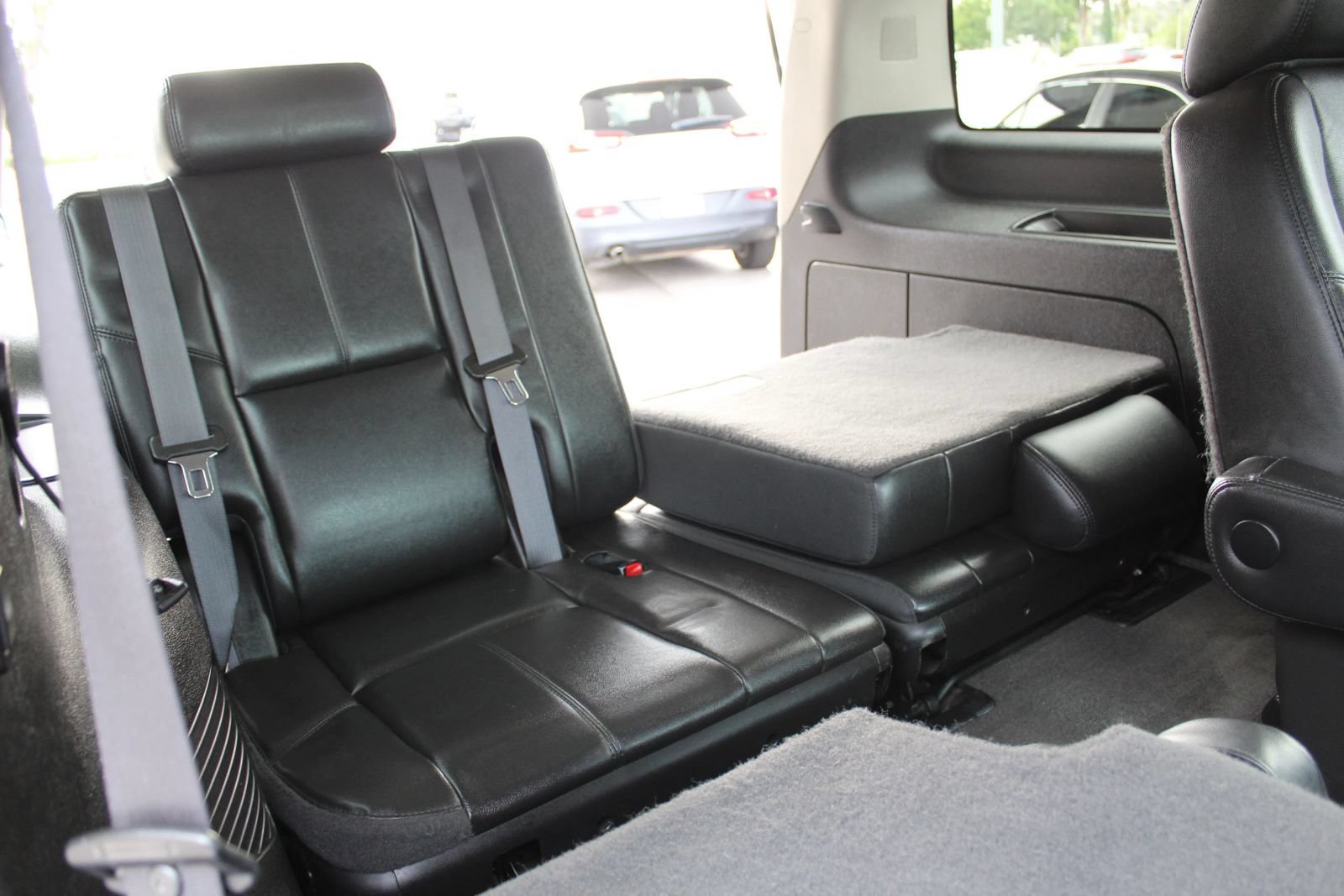 Used 2013 GMC Yukon SLT AWD/4WD image 12