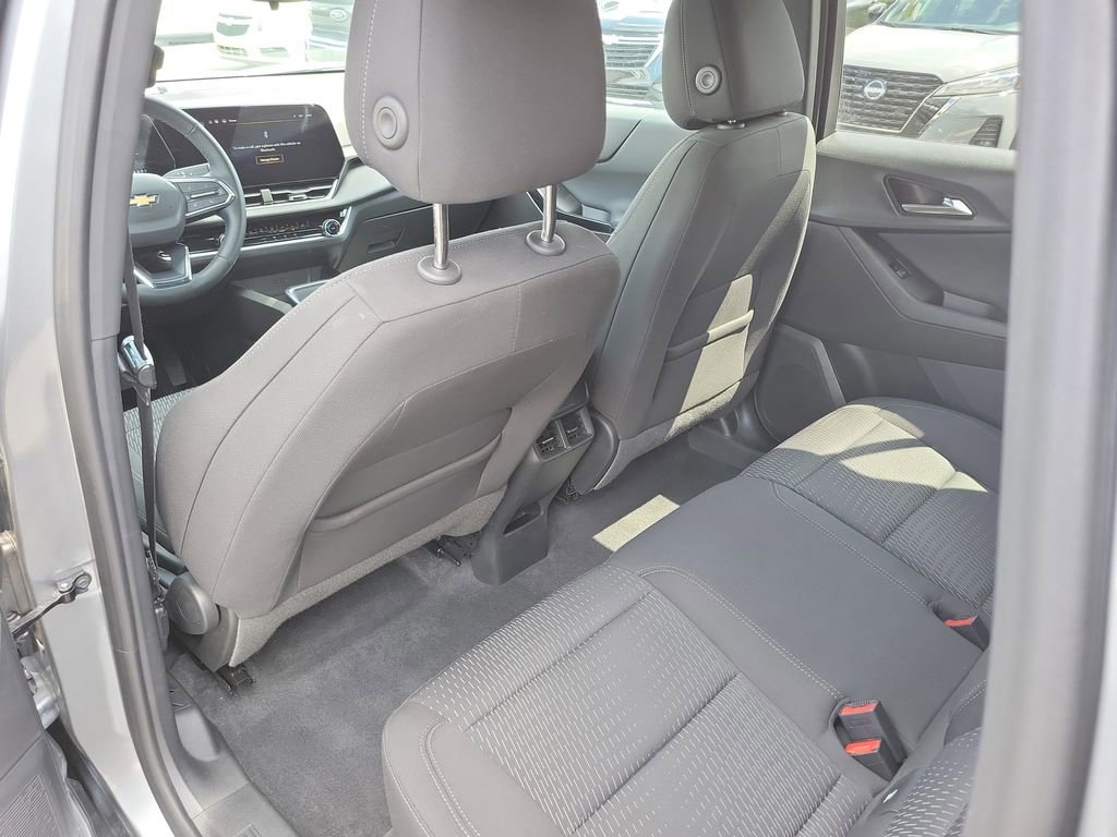 Used 2025 Chevrolet Equinox LT FWD image 15