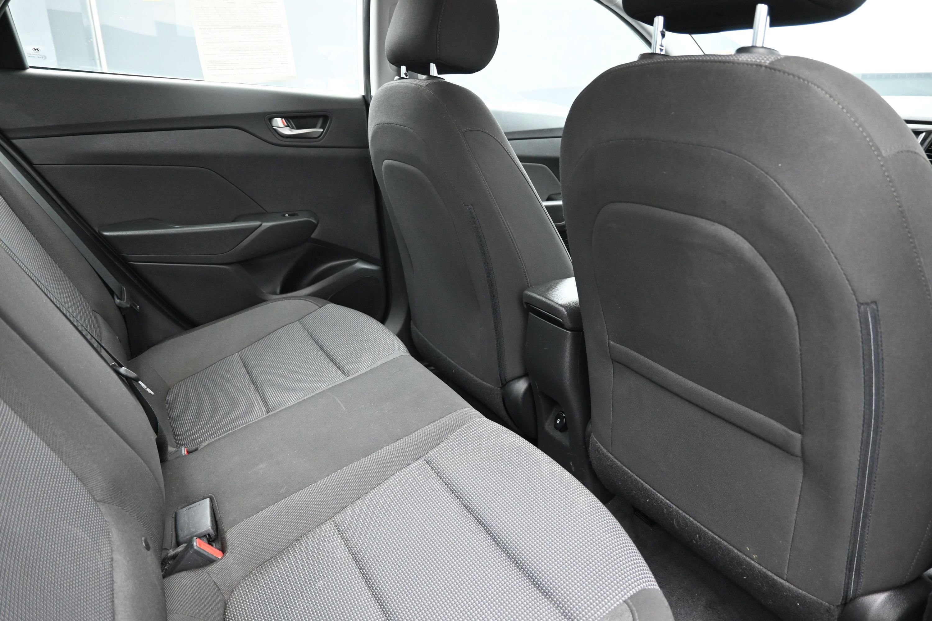 Used 2022 Hyundai Accent SEL w/ Cargo Package FWD image 25