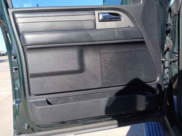 Used 2015 Ford Expedition EL Platinum image 17