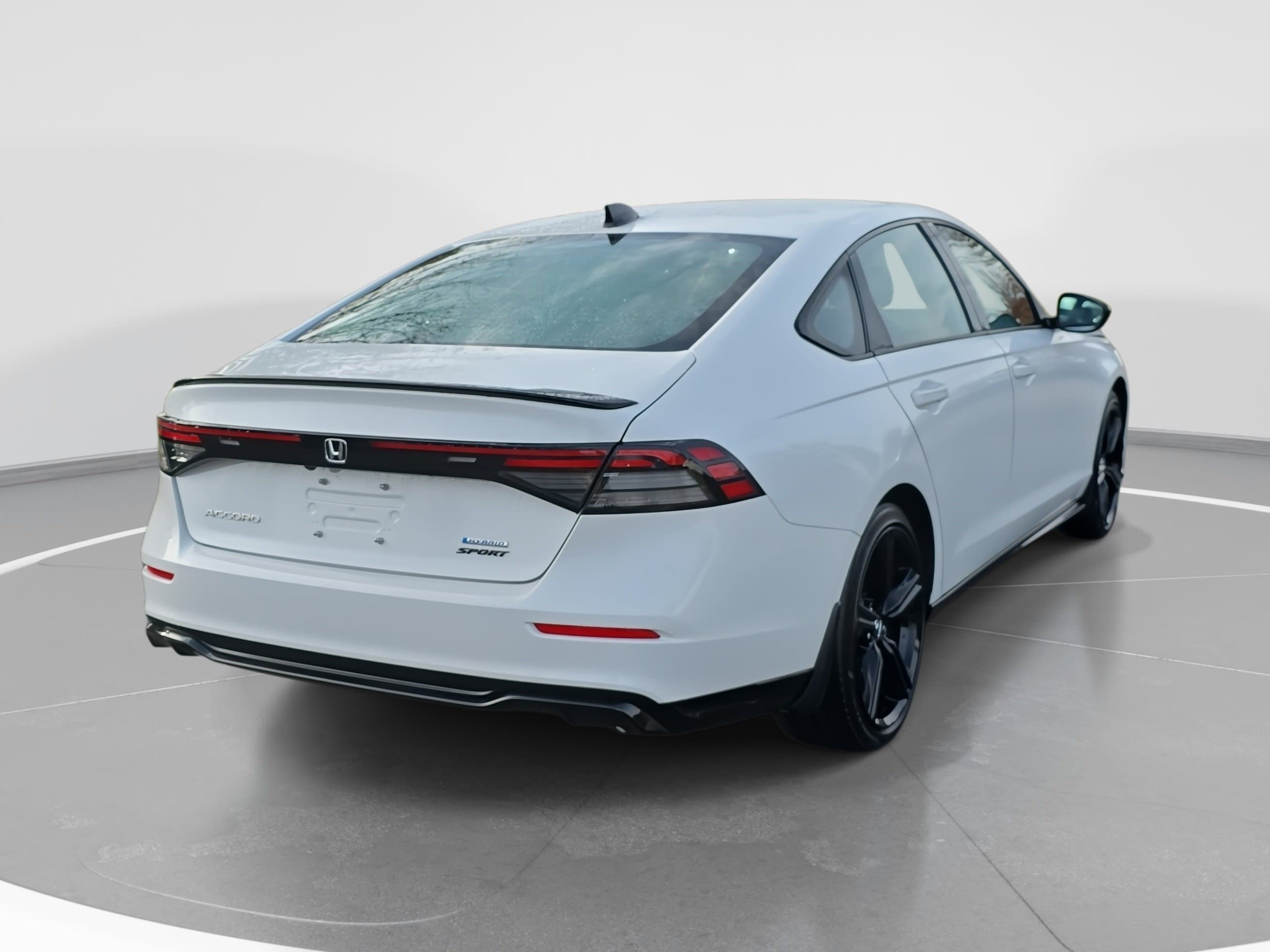 Used 2025 Honda Accord Sport image 5