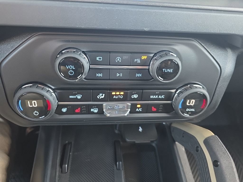 New 2026 Ford Bronco Badlands image 21