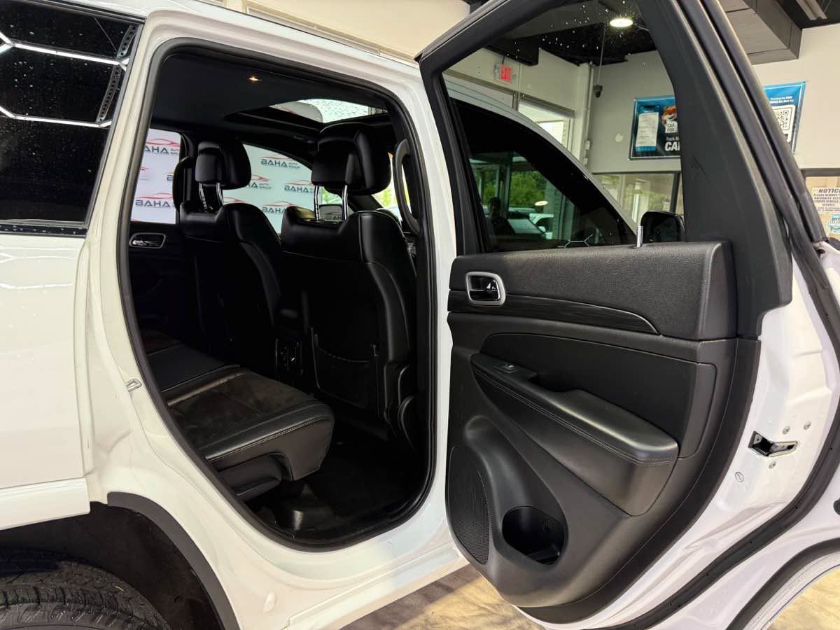 Used 2019 Jeep Grand Cherokee Altitude AWD/4WD image 42