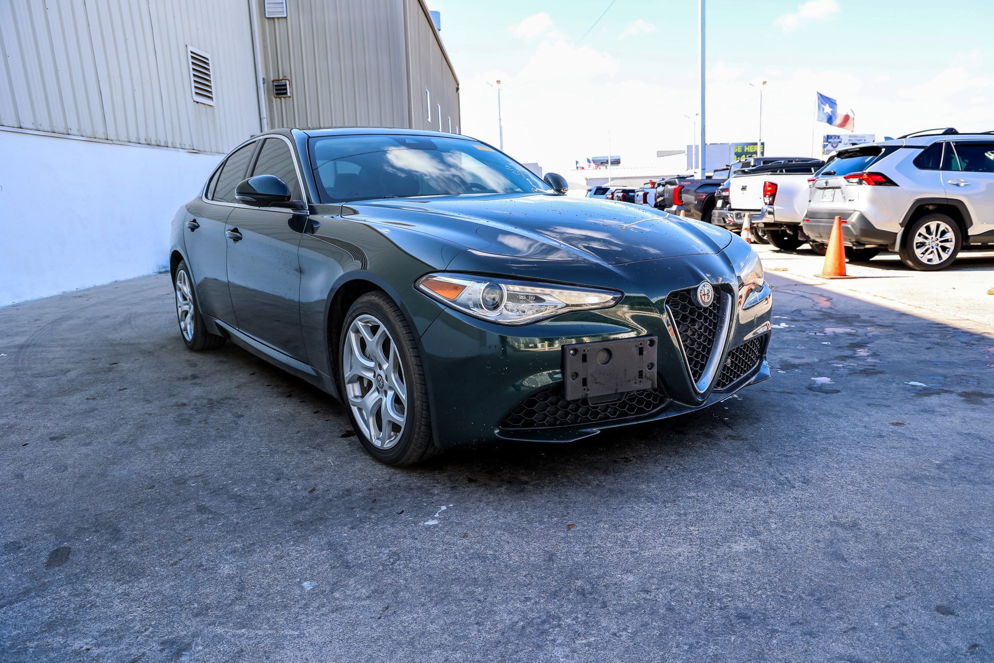 Used 2021 Alfa Romeo Giulia Ti w/ Active Assist 2 Package TI image 9