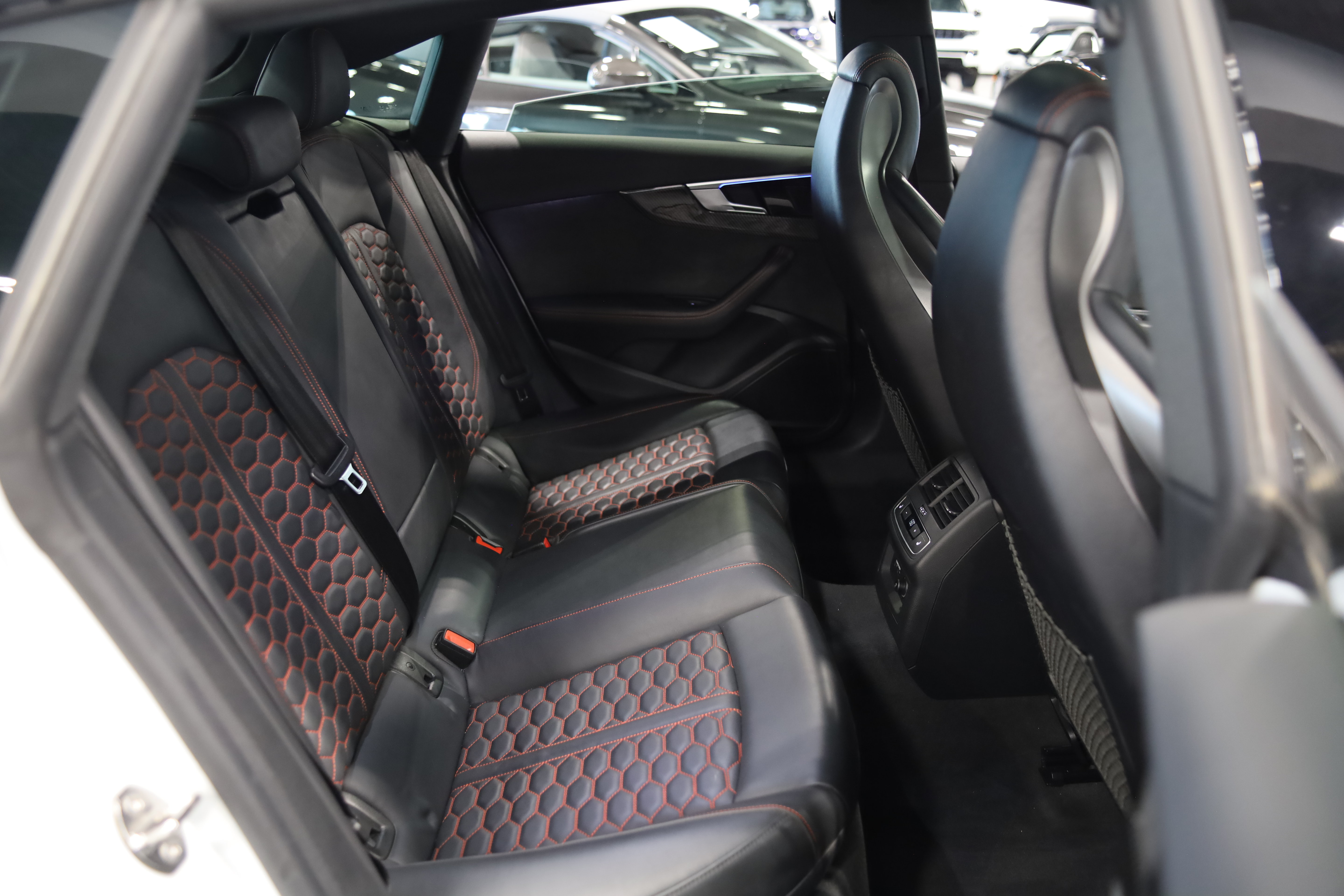 Used 2022 Audi RS 5 Sportback AWD/4WD image 36
