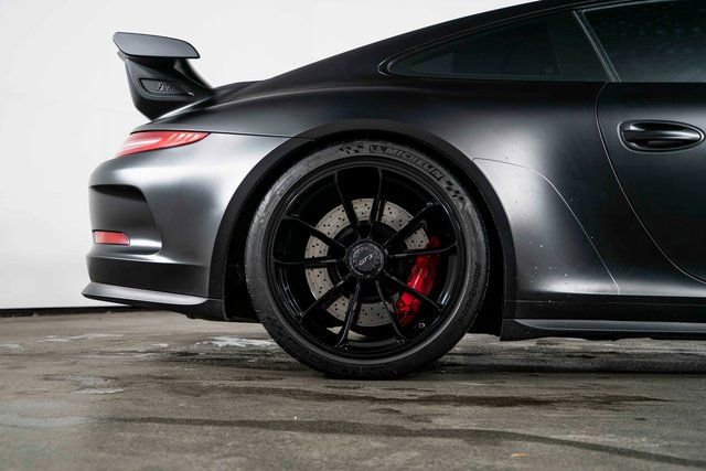 Used 2015 Porsche 911 GT3 image 10