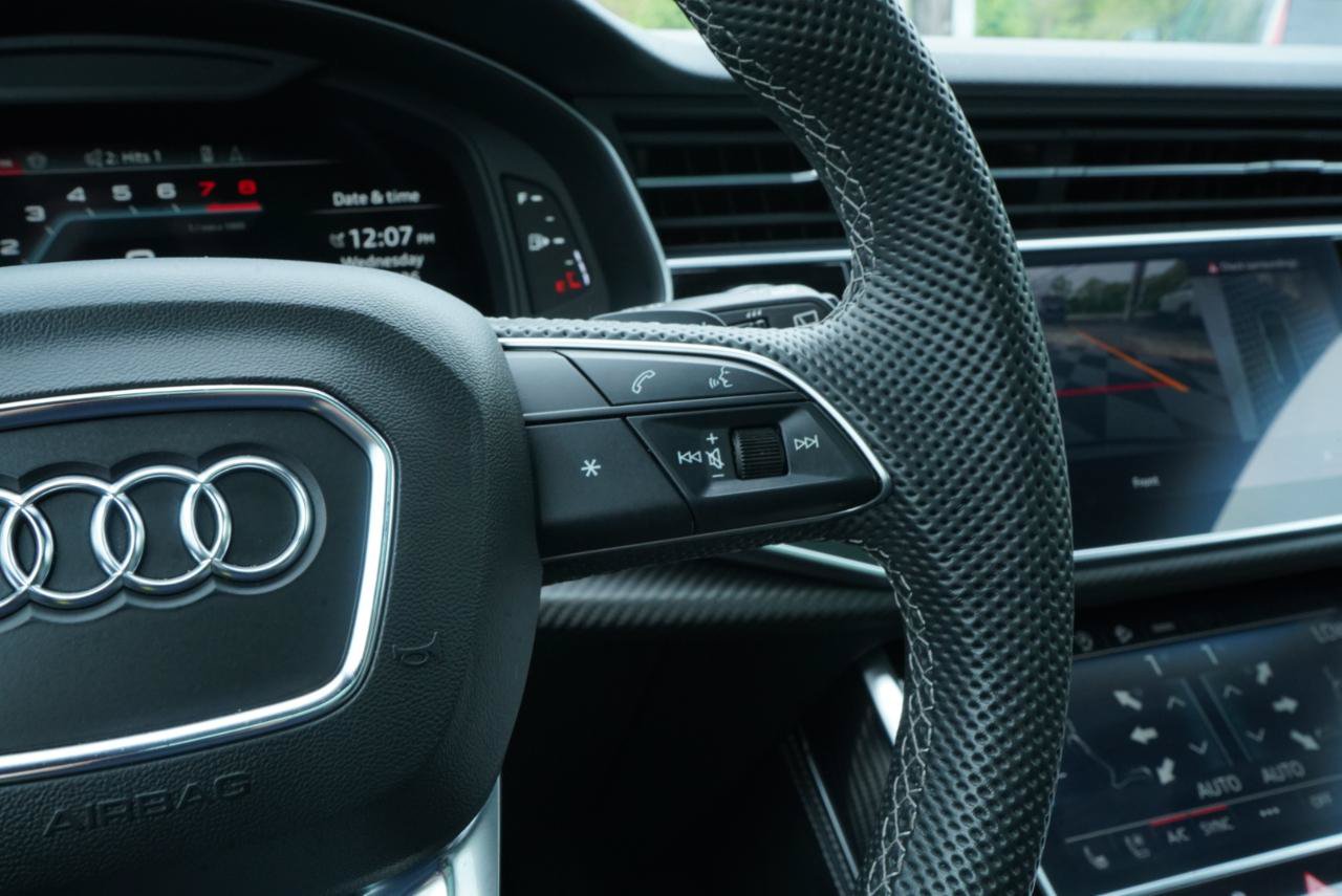 Used 2025 Audi SQ7 Premium Plus AWD/4WD image 27