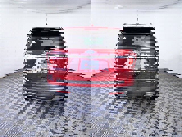 Certified 2019 Ford Explorer XLT w/ Equipment Group 202A image 7