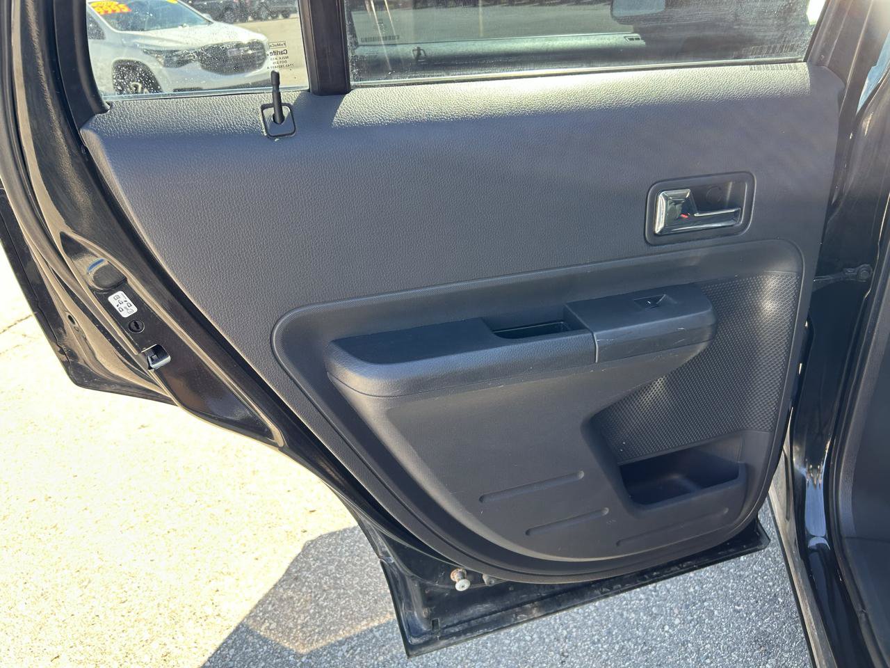 Used 2010 Ford Edge Limited FWD image 13