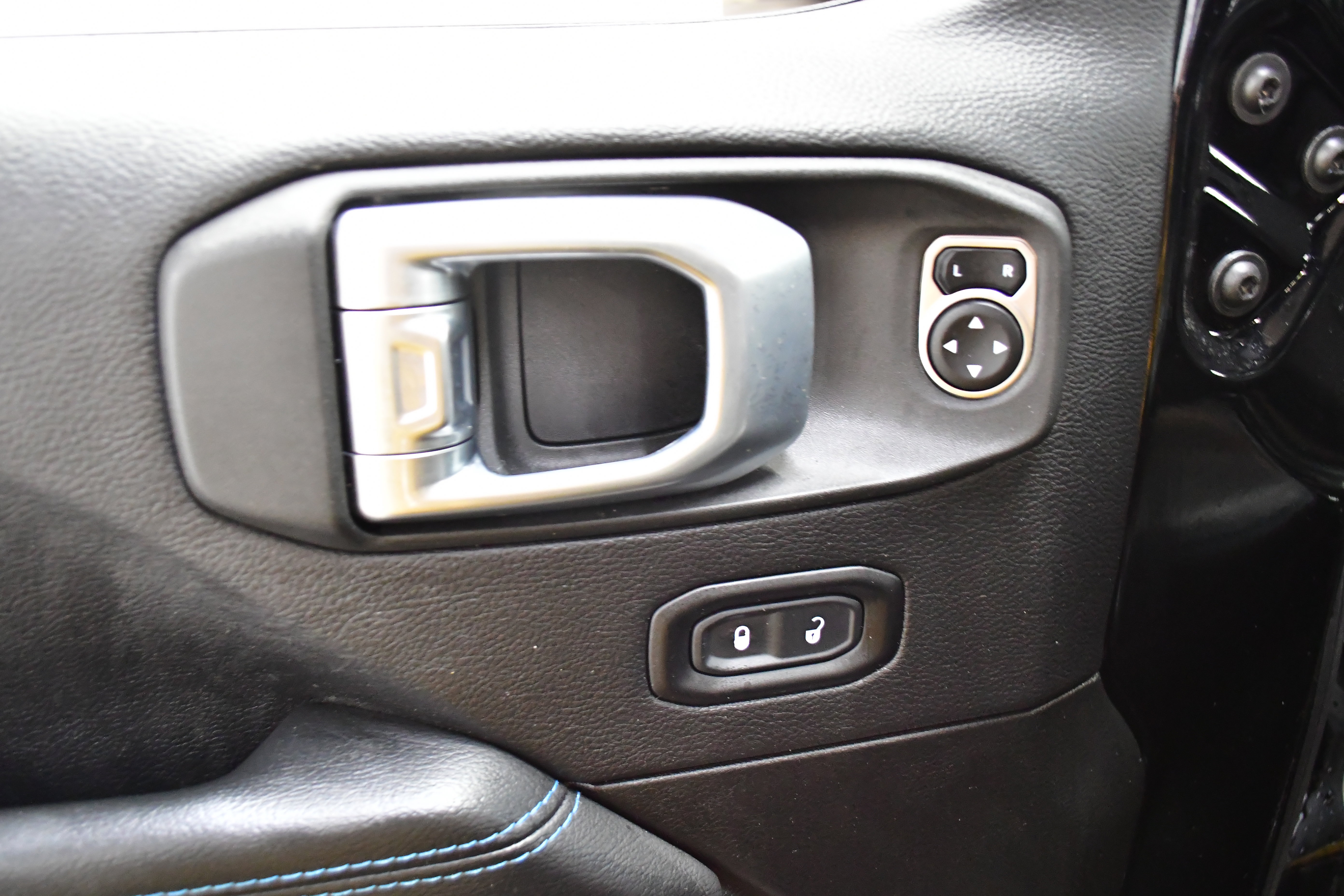 Used 2022 Jeep Wrangler Unlimited Rubicon 4xe w/ Cold Weather Group image 28