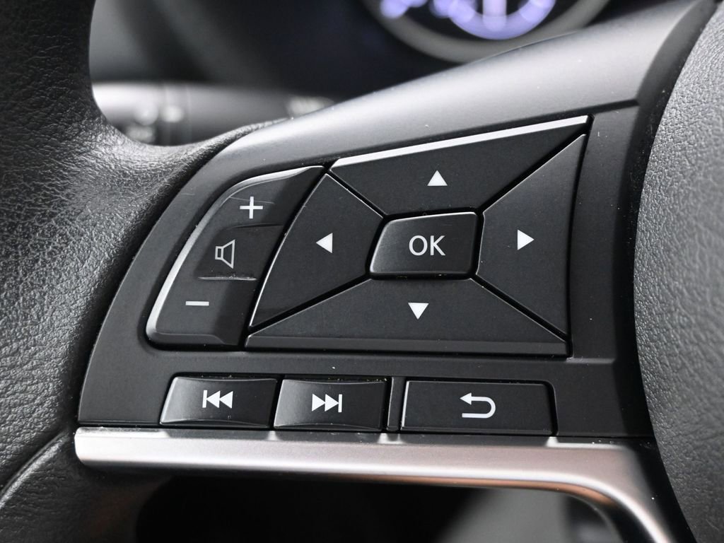 Used 2024 Nissan Sentra SV image 27