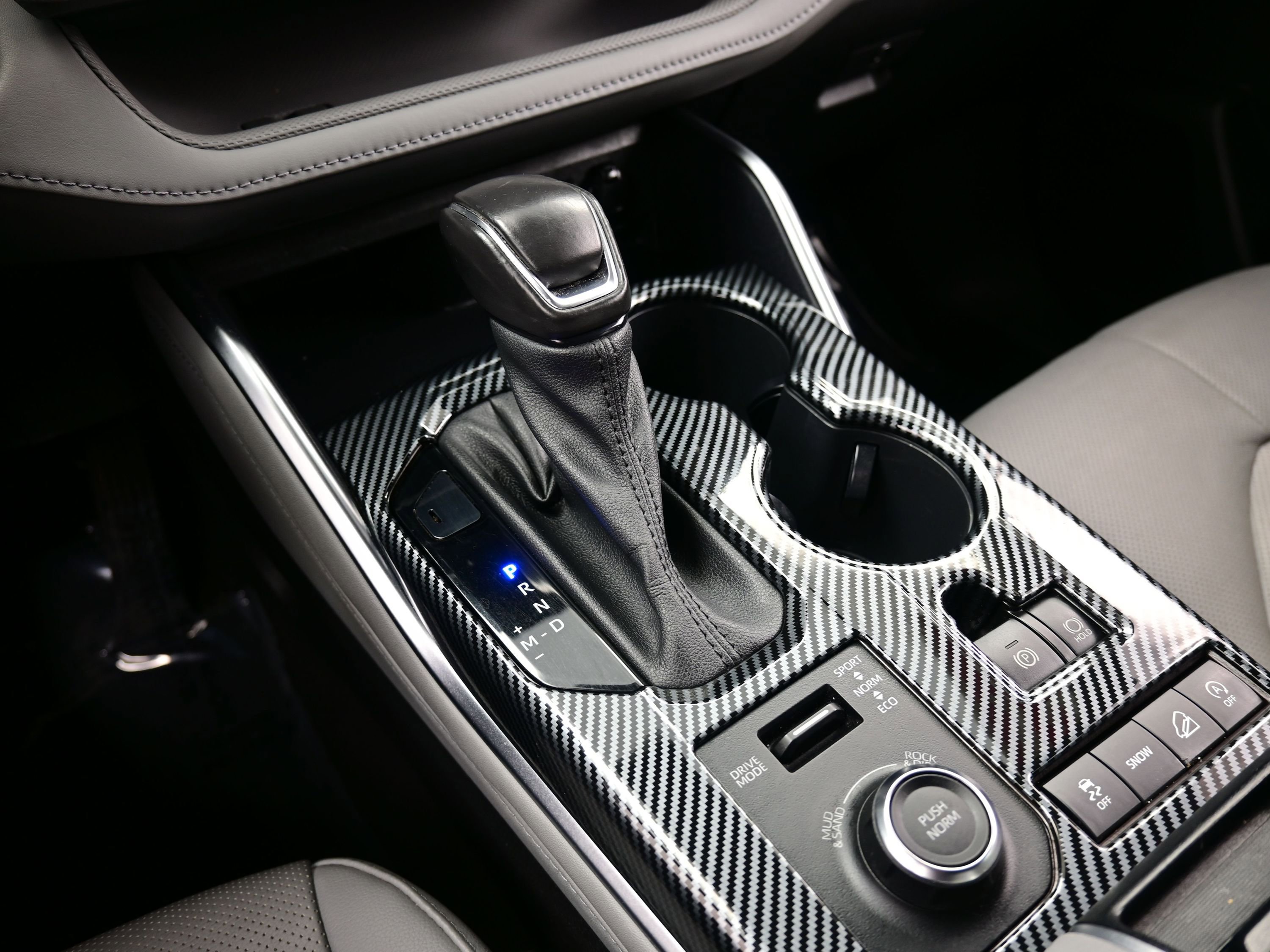 Used 2021 Toyota Highlander Platinum AWD/4WD image 24